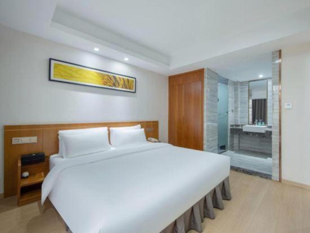 Insail Hotels Dongshankou Subway Station Гуанчжоу Экстерьер фото